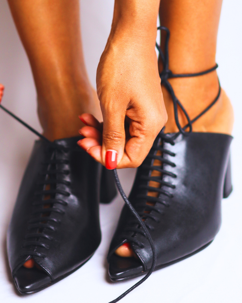 buy luxury heels in India for gifting